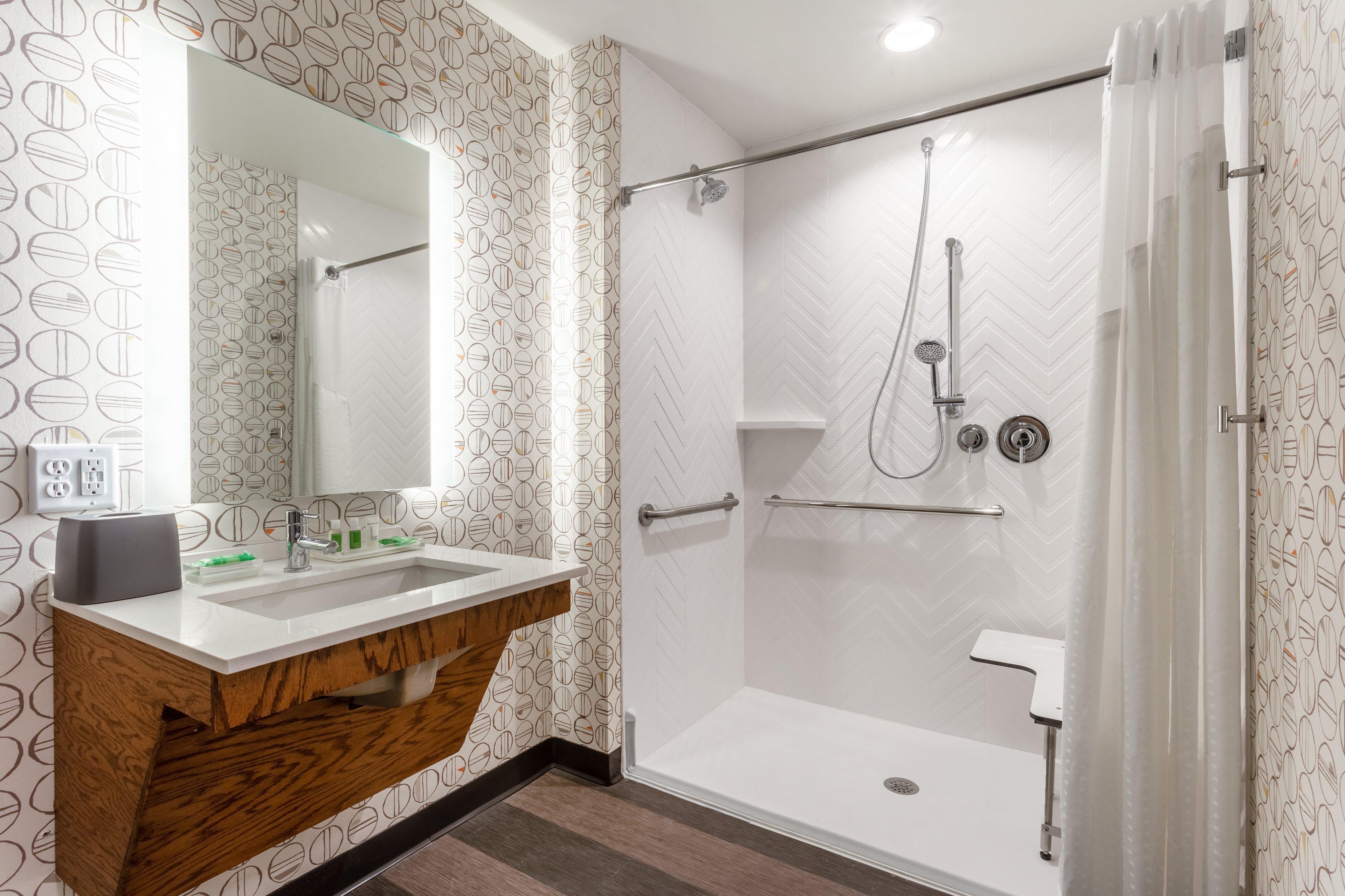 Holiday Inn & Suites Cedar Falls-Waterloo Event Ctr By Ihg Extérieur photo