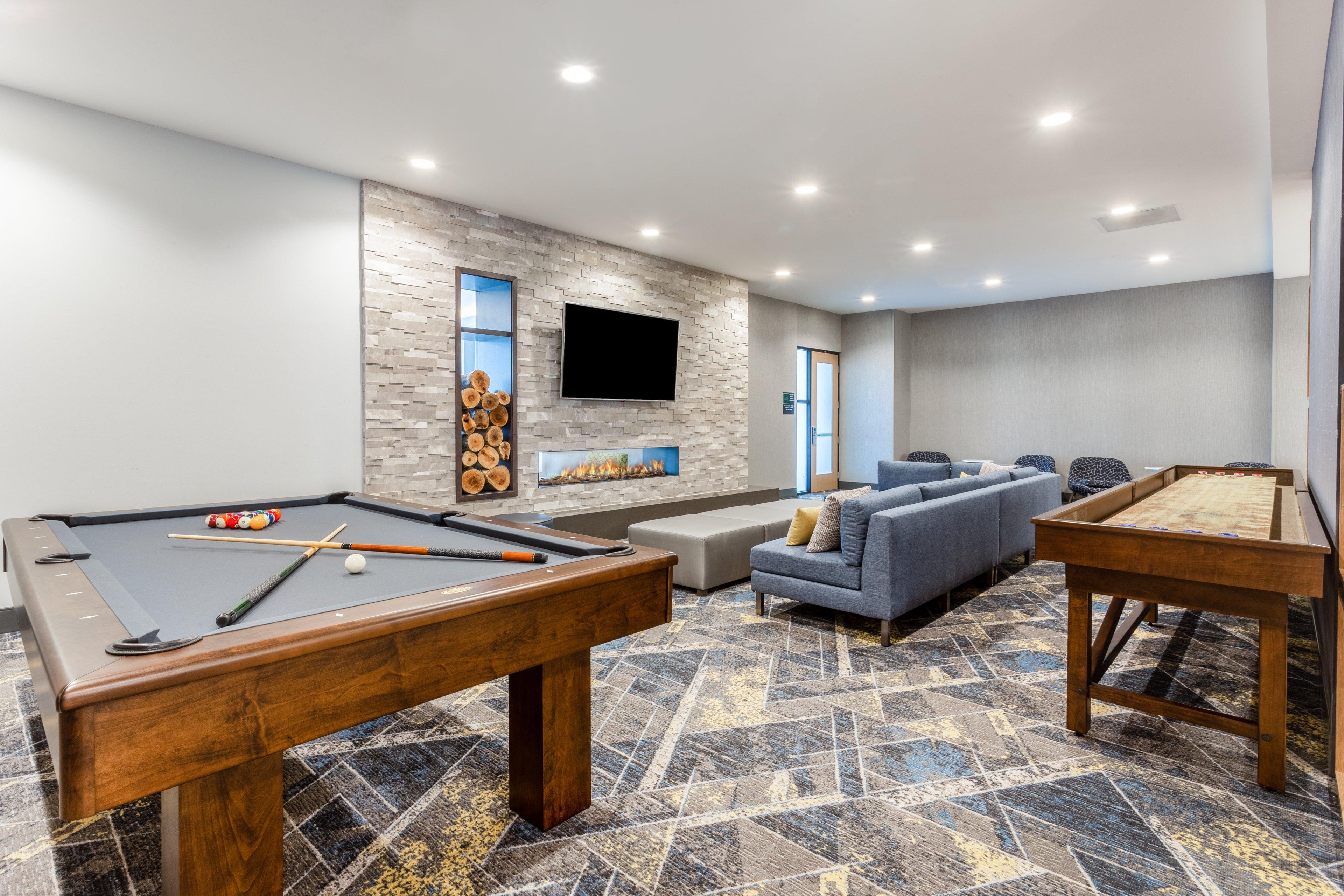Holiday Inn & Suites Cedar Falls-Waterloo Event Ctr By Ihg Extérieur photo