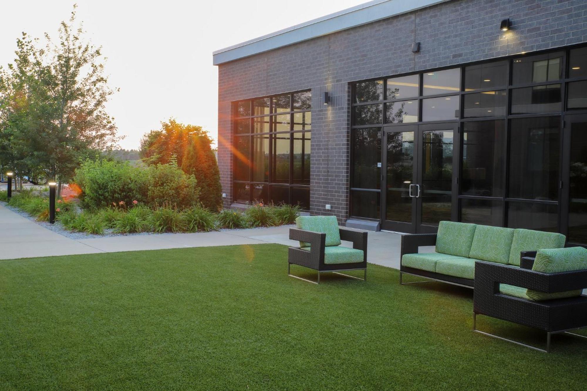 Holiday Inn & Suites Cedar Falls-Waterloo Event Ctr By Ihg Extérieur photo